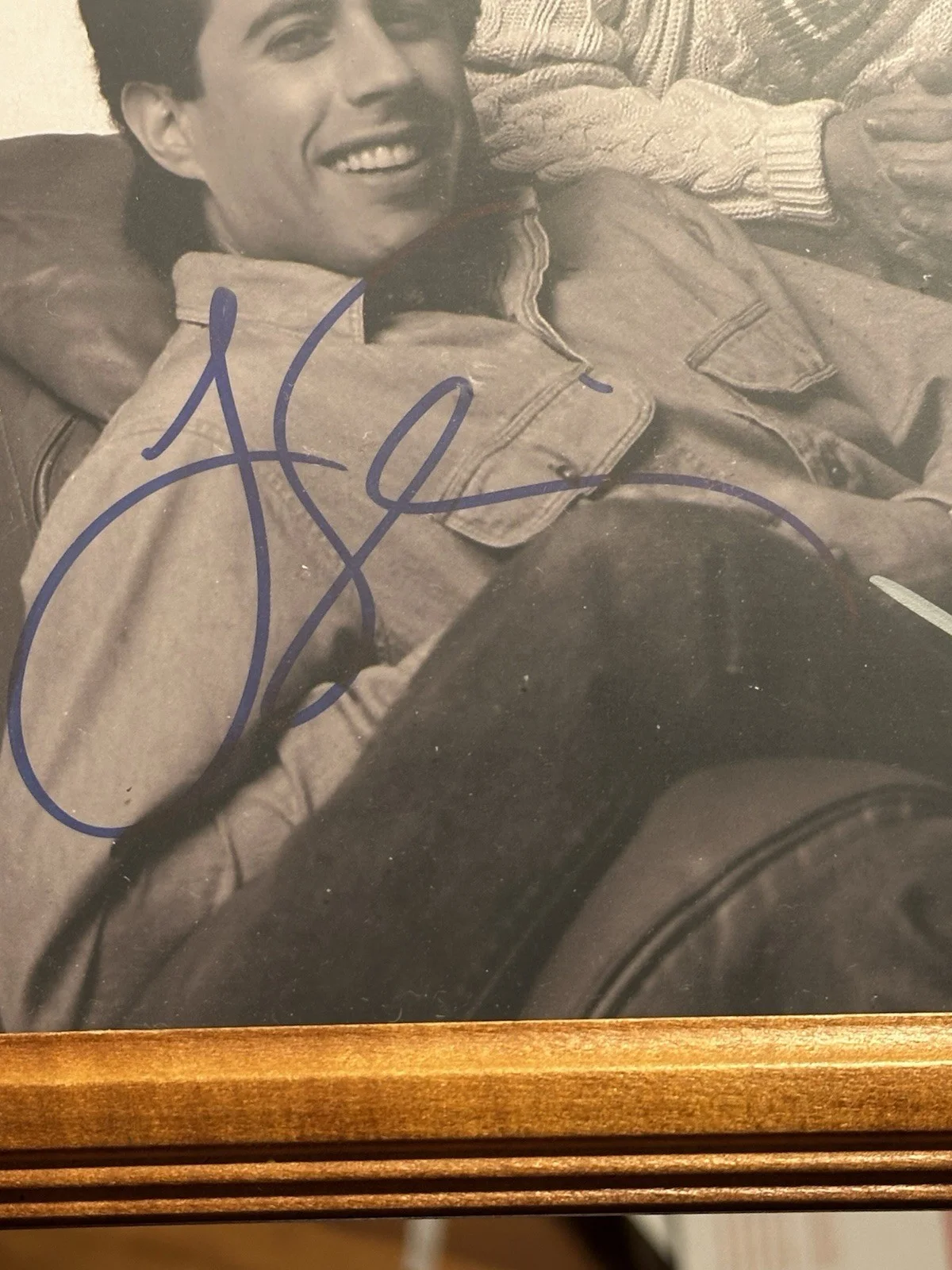 Seinfeld Cast Signed Photo (3 Signatures) autographed 8x10 Photo Framed w/ COA, image 3