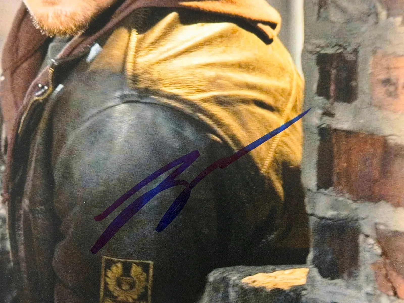 Leonardo Dicaprio — Leonardo Dicaprio Signed 11x14 Photo The Departed Autograph Beckett LOA Grade 10, изображение 2