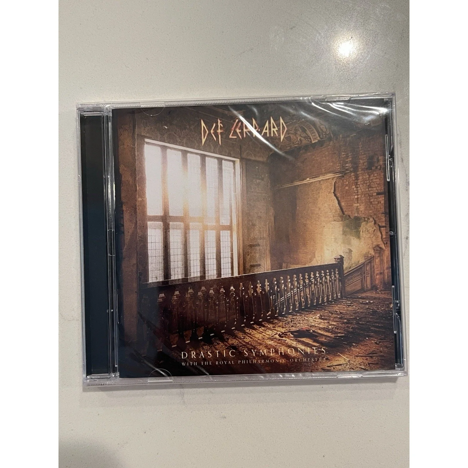 CD de Sinfonías Dramáticas Firmado por Def Leppard Autografiado ACOA Autenticado #11, изображение 2