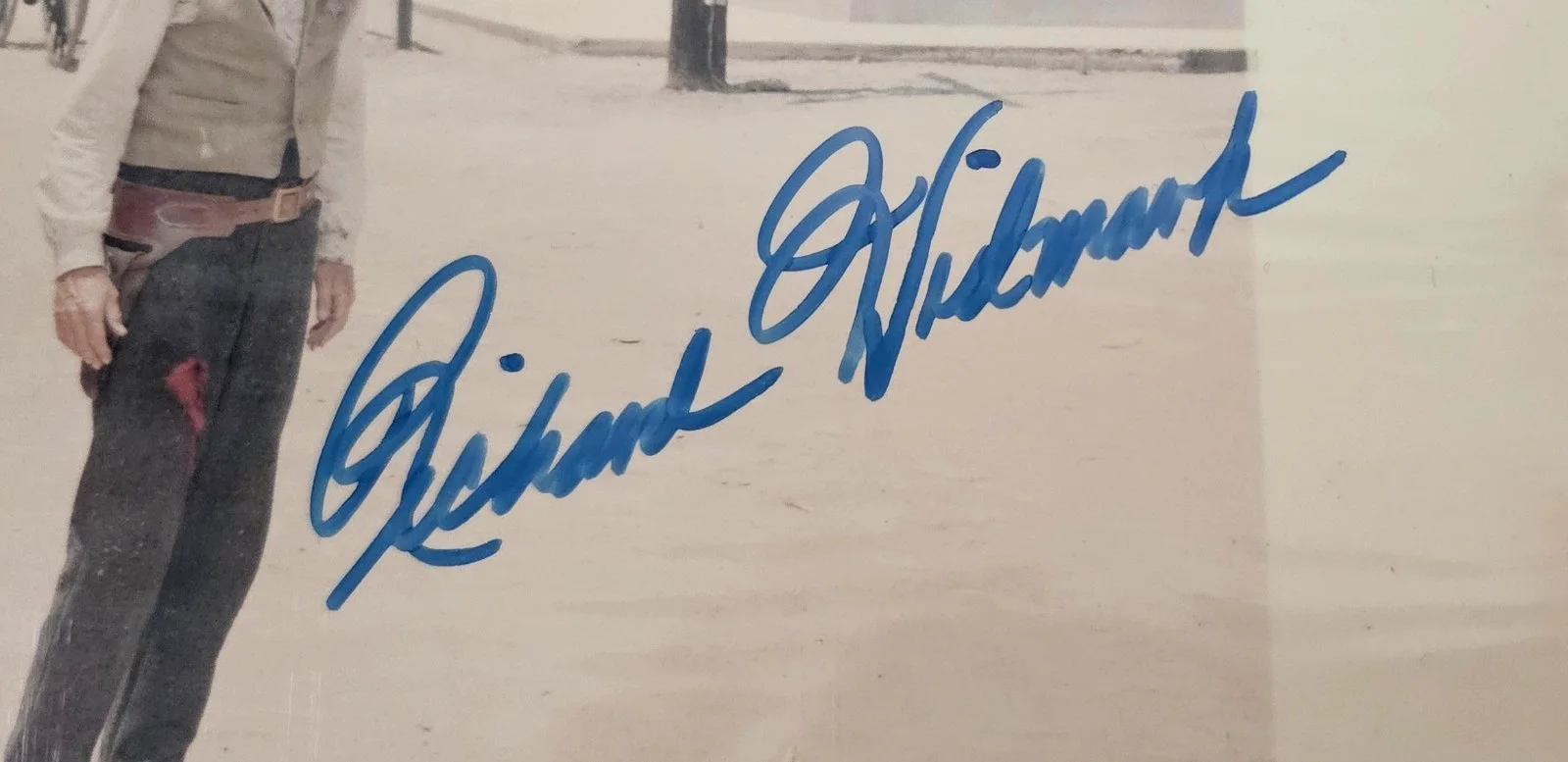 Film Noir Villain RICHARD WIDMARK (1914-2008) AUTOGRAPH 8 x 10 PHOTO~, изображение 2