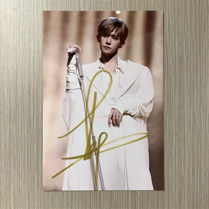 6"YiYangQianXi/JacksonYee易烊千玺Hand Signed Autographed Photo Autographs Collection, image 3