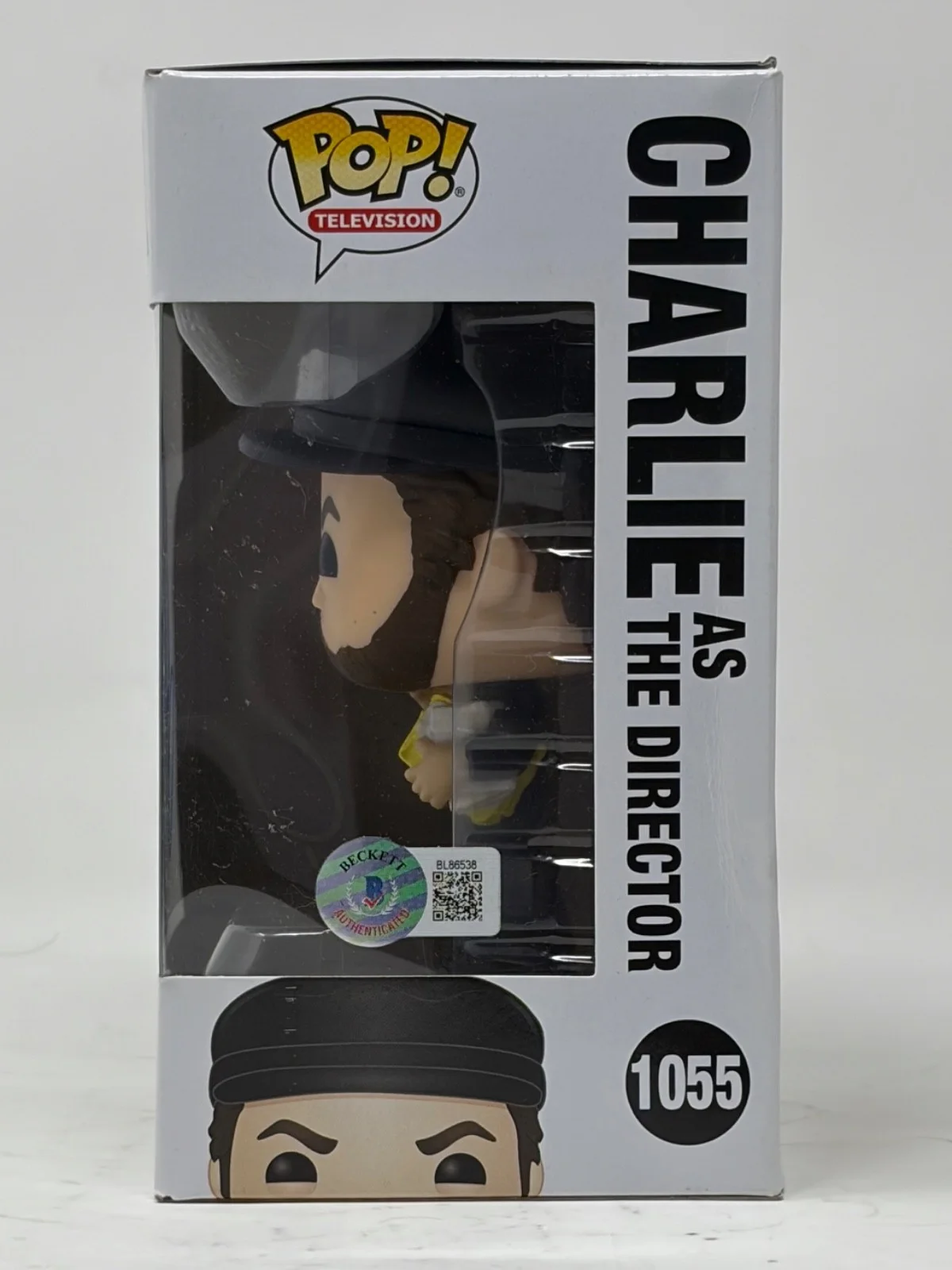 Charlie Day — Charlie Day Signed It's Always Sunny Charlie As The Director Funko Pop 1055 BAS, изображение 3