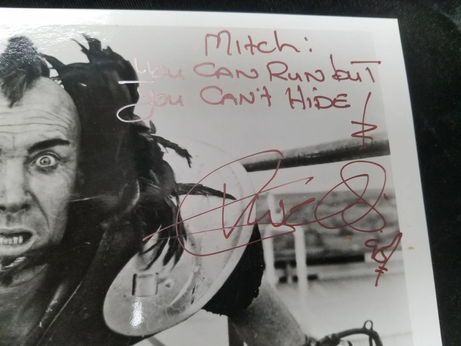Authentic Signed VERNON WELLS From Road Warrior Photo 10"X8" Black & White, изображение 2