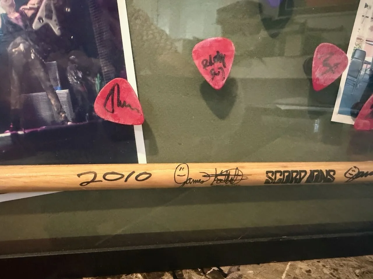 RARE Scorpions Signed Drumstick and guitar picks!, image 3