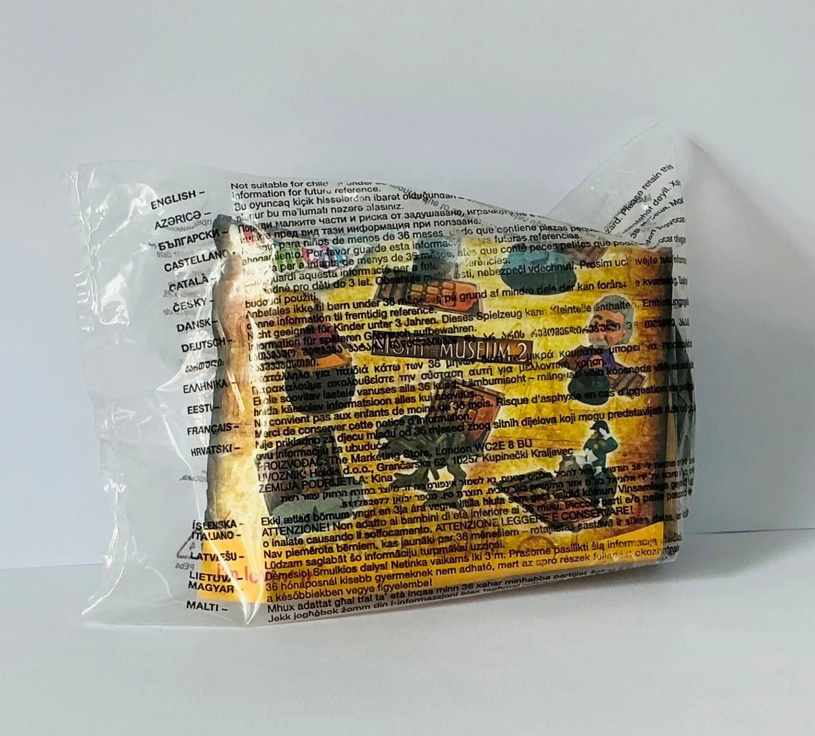BNIP 2009 MCDONALDS NIGHT IN THE MUSEUM 2 ALBERT EINSTEIN FIGURE & CARD RARE, изображение 4