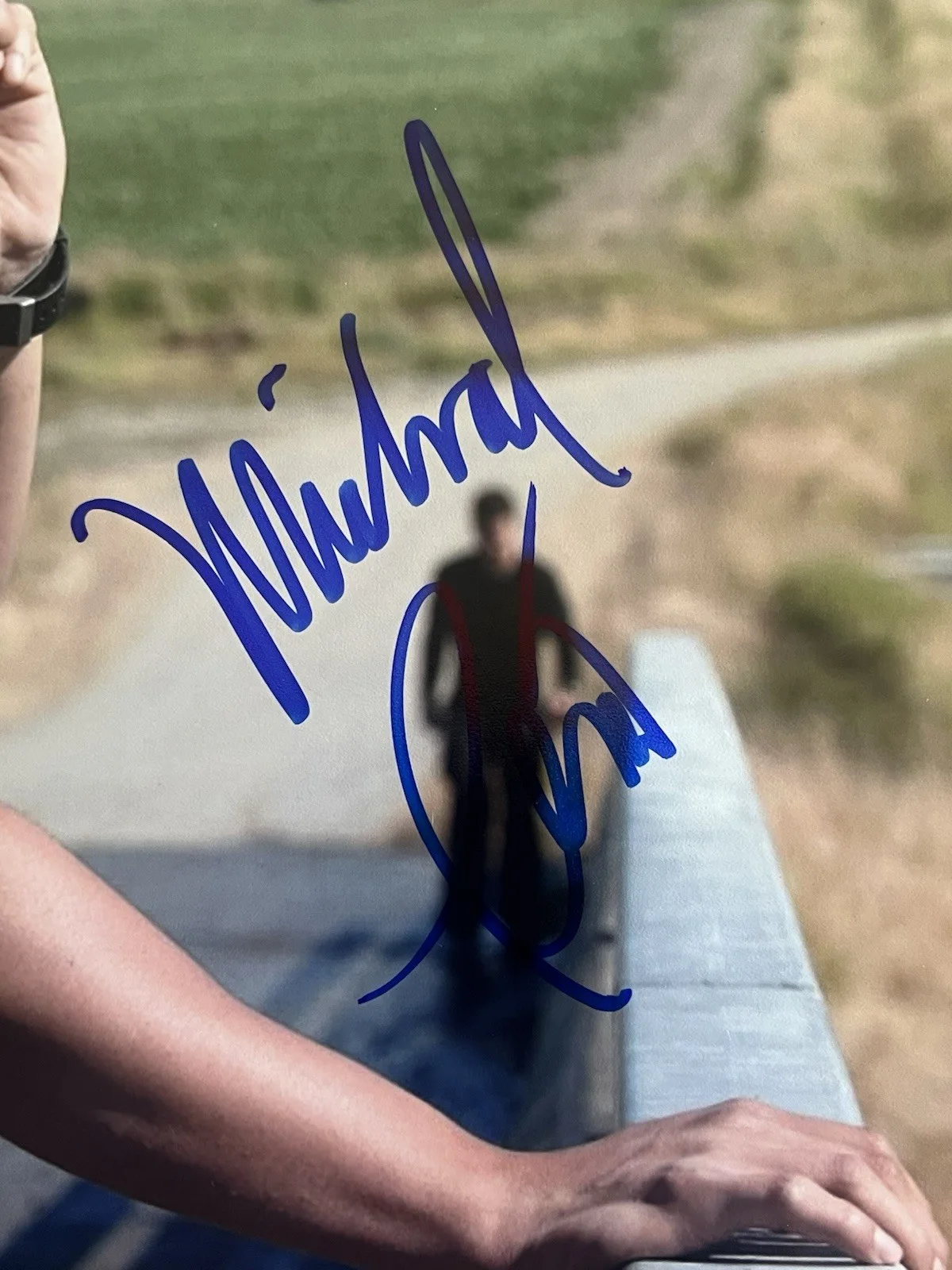 Michael Pena — *MICHAEL PENA*SIGNED*AUTOGRAPHED*PHOTO*SHOOTER*COA*8" X 10", image 2
