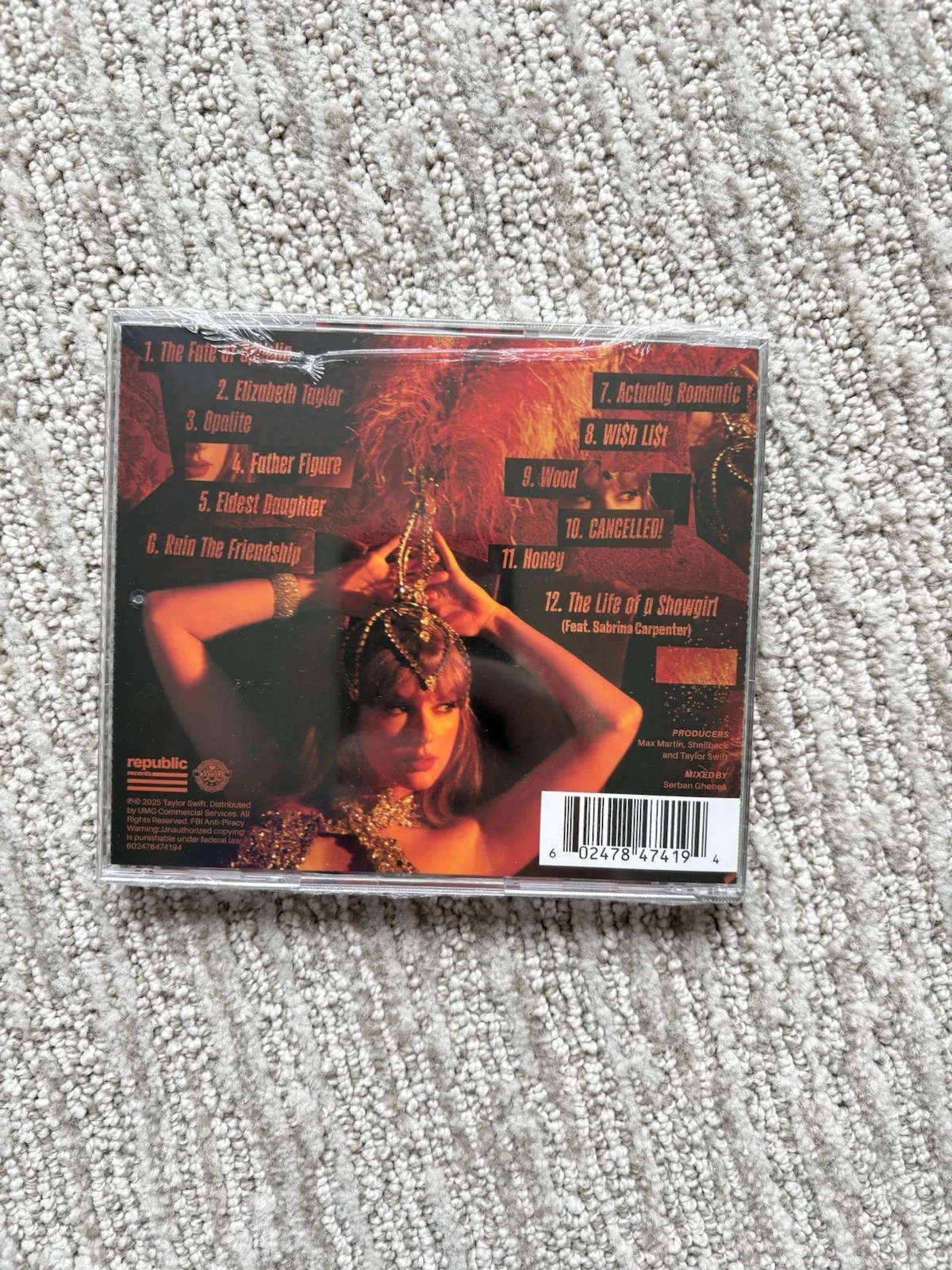 NEW! TAYLOR SWIFT SEALED Life Of A Showgirl CD With Signed Photo, изображение 3