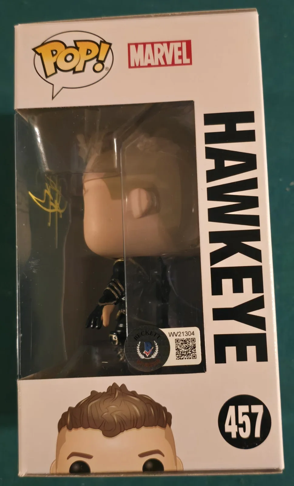 Jeremy Renner — Jeremy Renner Hawkeye Signed Funko Pop Beckett Witnessed, image 4