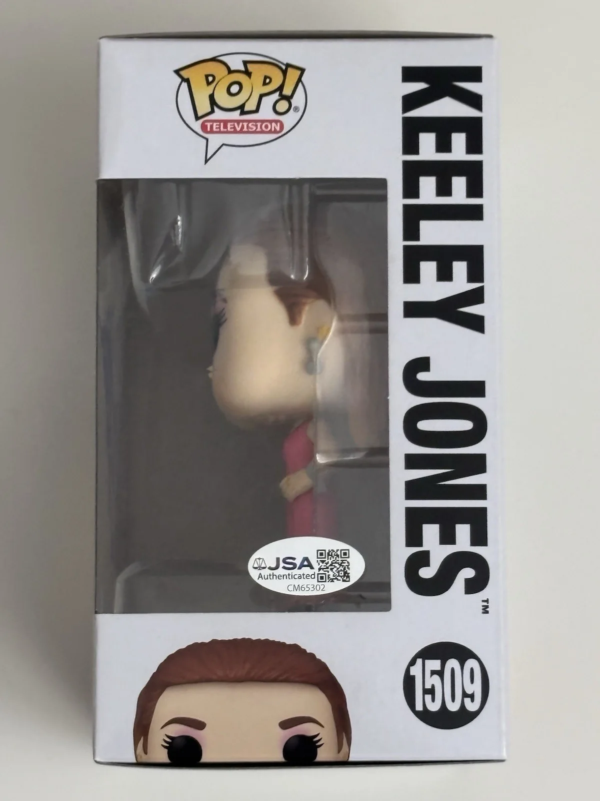 Juno Temple — Funko Pop Ted Lasso Keeley Jones Juno Temple Signed Autographed JSA COA, image 2