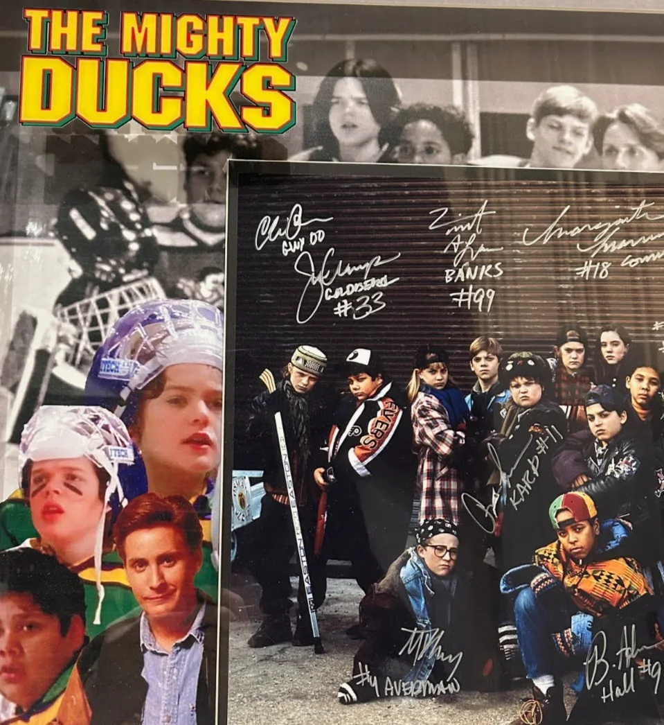 Mighty Ducks Cast-Signed 16x20 Photo Framed Shadowbox JSA COA — 10+ Signatures, image 2