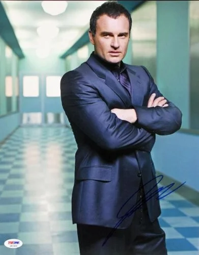 Julian Mcmahon — Julian Mcmahon Nip/Tuck Signed Authentic 11X14 Photo Autographed PSA/DNA #S87469, image 2