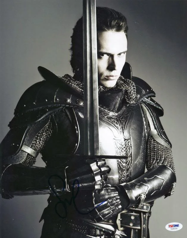 Sam Claflin — Sam Claflin Snow White Signed Authentic 11X14 Photo Autographed PSA/DNA #V29225