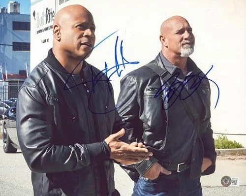 Bill Goldberg, L.L. Cool J — Bill Goldberg & L.L. Cool J NCIS: Los Angeles Signed 11x14 Photo BAS #AD77161, изображение 2