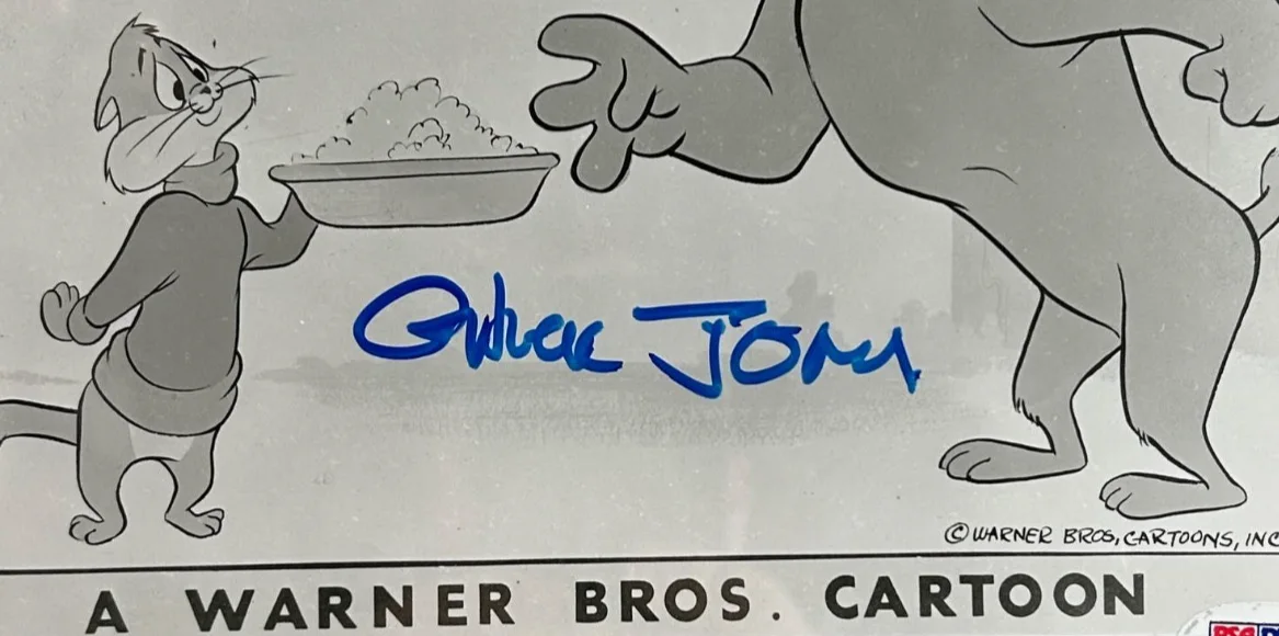 Chuck Jones — Chuck Jones Autographed "Chow Hound" 8x10 Photo PSA/DNA COA #F71570, изображение 2