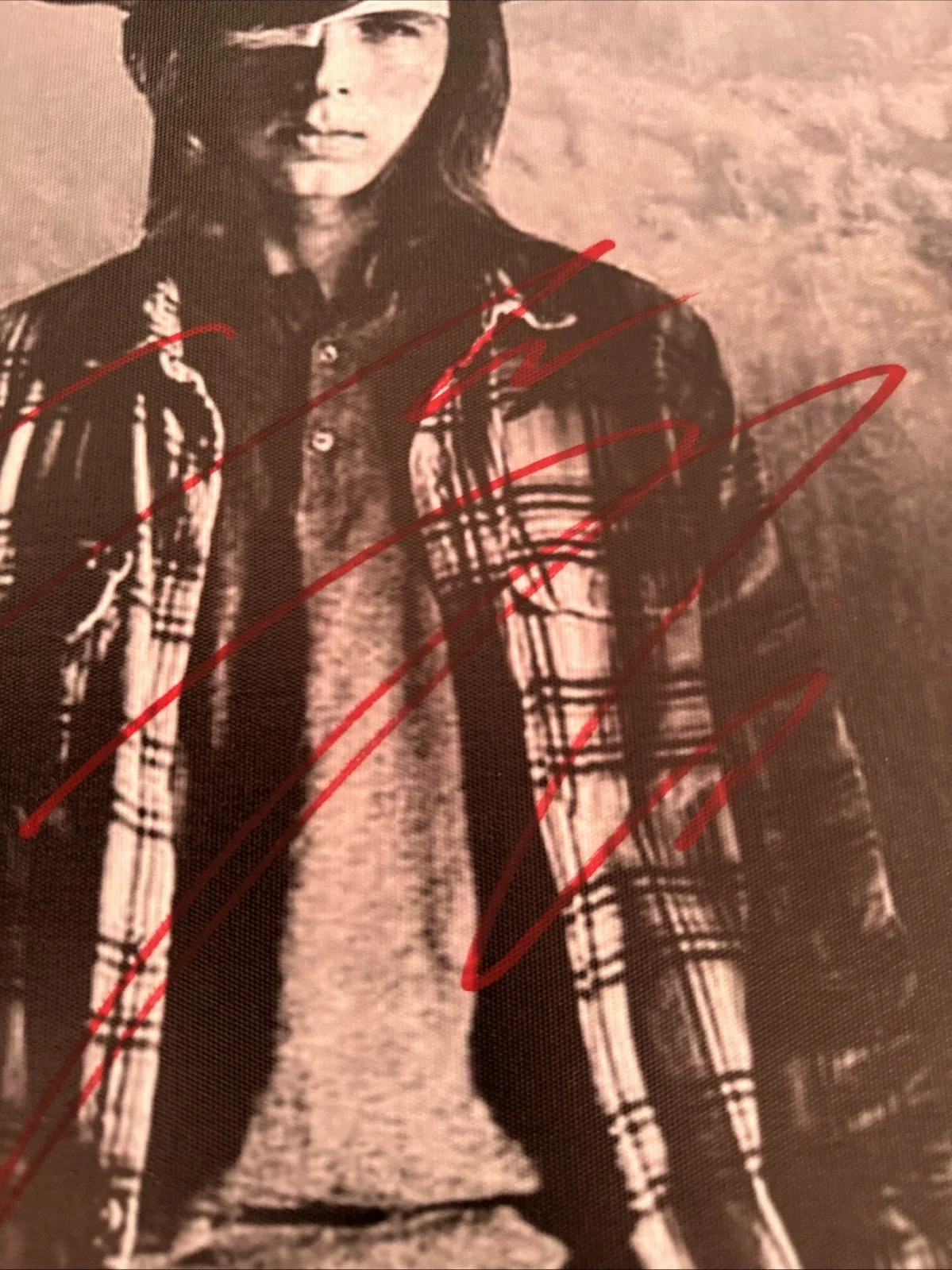 Chandler Riggs — Chandler Riggs SIGNED AUTOGRAPHED 12x18 Giclee The Walking Dead Carl Grimes JSA, изображение 2