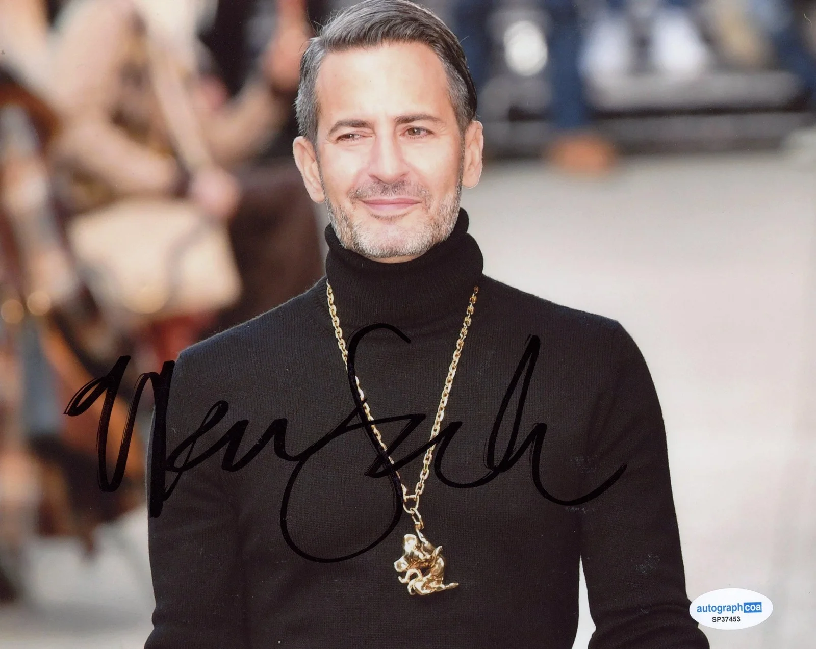 Marc Jacobs — Marc Jacobs AUTOGRAPH Signed Fashion Designer Autographed 8x10 Photo F ACOA, изображение 2