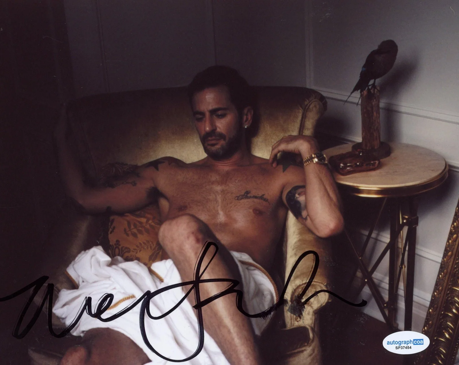 Marc Jacobs — Marc Jacobs AUTOGRAPH Signed Fashion Designer Shirtless 8x10 Photo ACOA, изображение 2