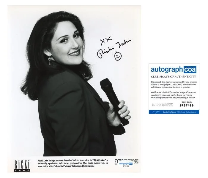 Ricki Lake — Ricki Lake "The Ricki Lake Show" AUTOGRAPH Signed 8x10 Photo C ACOA