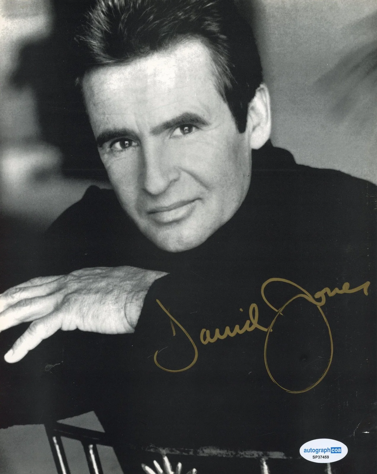 Davy Jones — Davy Jones "The Monkees" Singer AUTOGRAPH Signed Autographed 8x10 Photo ACOA, image 2