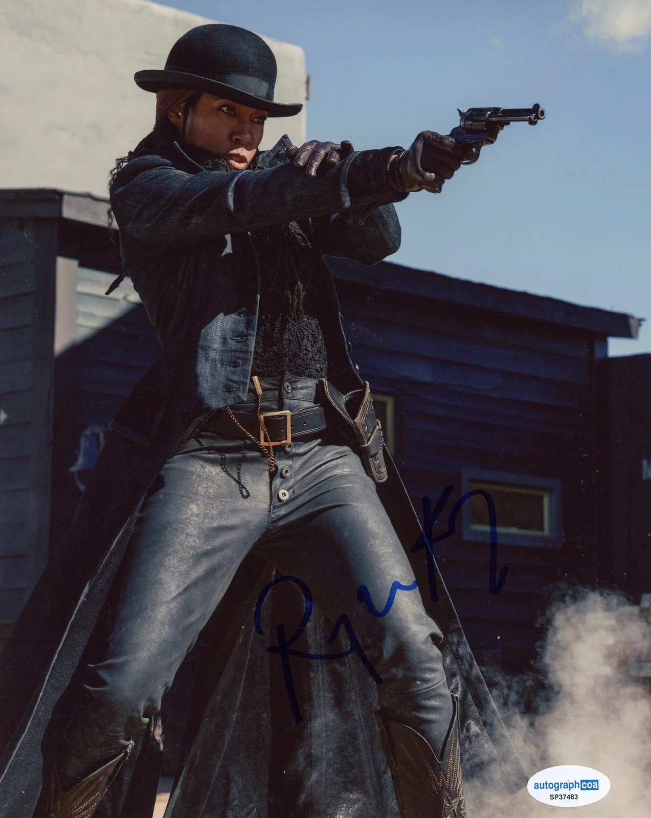 Regina King — Regina King "The Harder They Fall" AUTOGRAPH Signed 'Trudy' 8x10 Photo ACOA, image 2