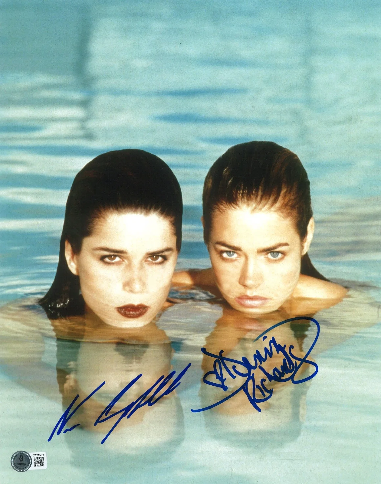 DENISE RICHARDS & NEVE CAMPBELL — DENISE RICHARDS NEVE CAMPBELL SIGNED AUTOGRAPH WILD THINGS 11X14 PHOTO BECKETT