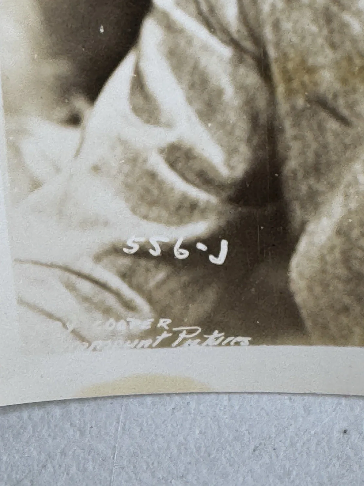 Gary Cooper — Gary Cooper Handsome Signed Original Vintage Photograph Autographed Paramount, image 2