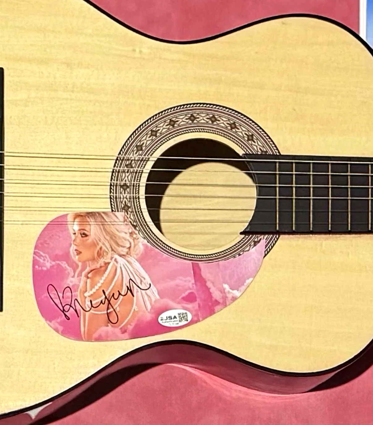 MEGAN MORONEY SIGNED BLONDE ACUSTIC GUITAR FRAMED SHADOWBOX JSA CLOUD 9, image 2