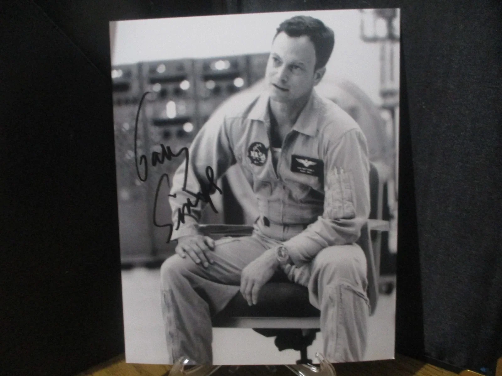 GARY SINISE — GARY SINISE (LT.DAN) AUTHENTIC SIGNED/AUTOGRAPHED 8X10 PHOTO APOLLO 13, image 2