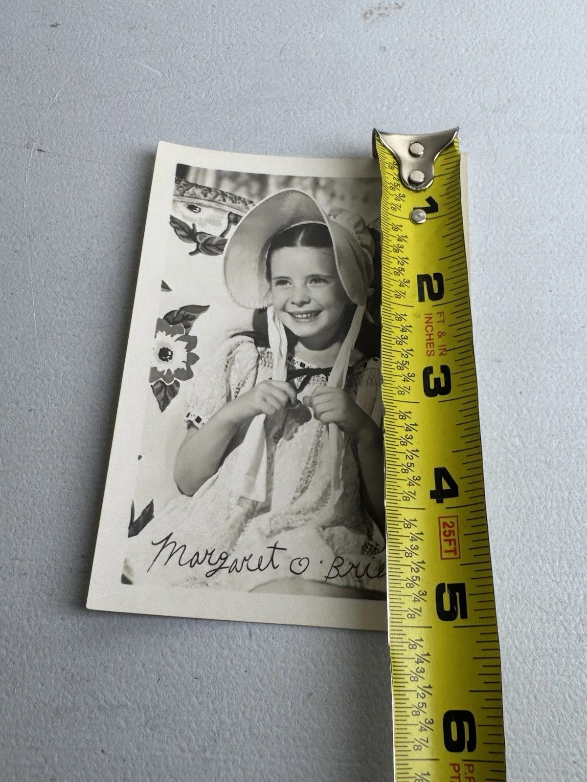 Margaret O'Brien — Vintage 1940 MARGARET O'BRIEN signed photo picture signed child star autograph, изображение 3