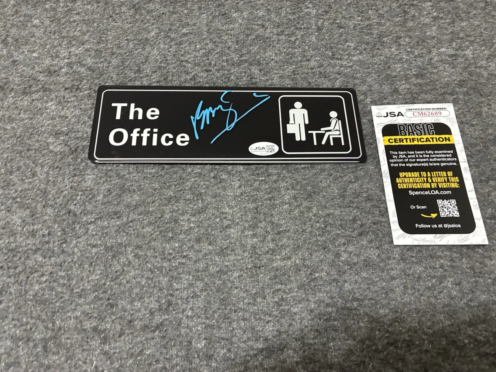 Brian Baumgartner — Brian Baumgartner Signed Office Sign Jsa The Office Kevin Malone Autograph