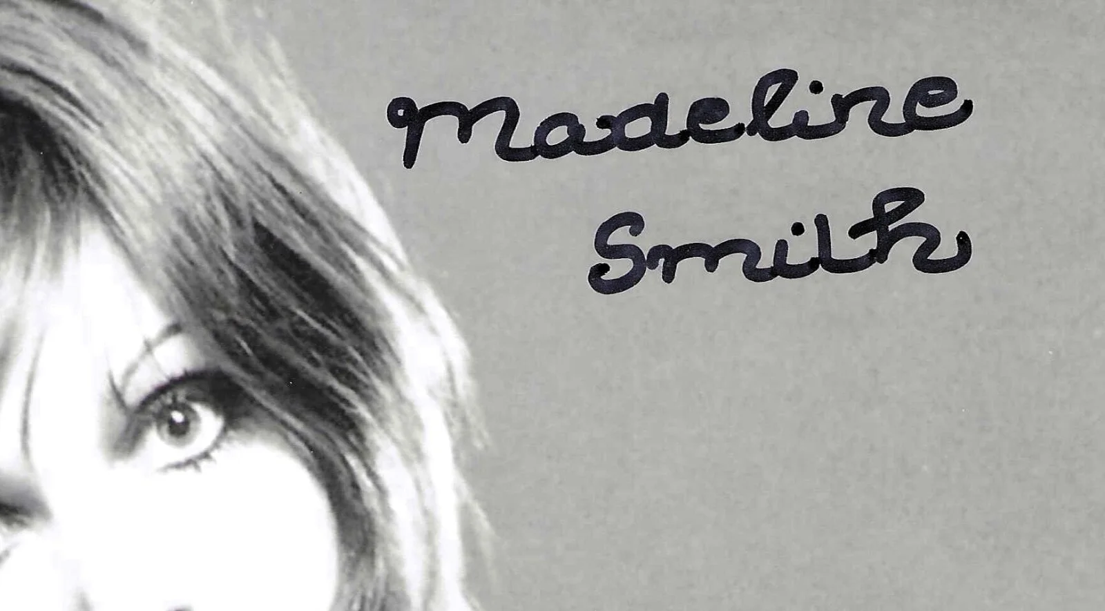 MADELINE SMITH signed 8x10 PHOTO 007 BOND GIRL HAMMER Horror COA, image 2