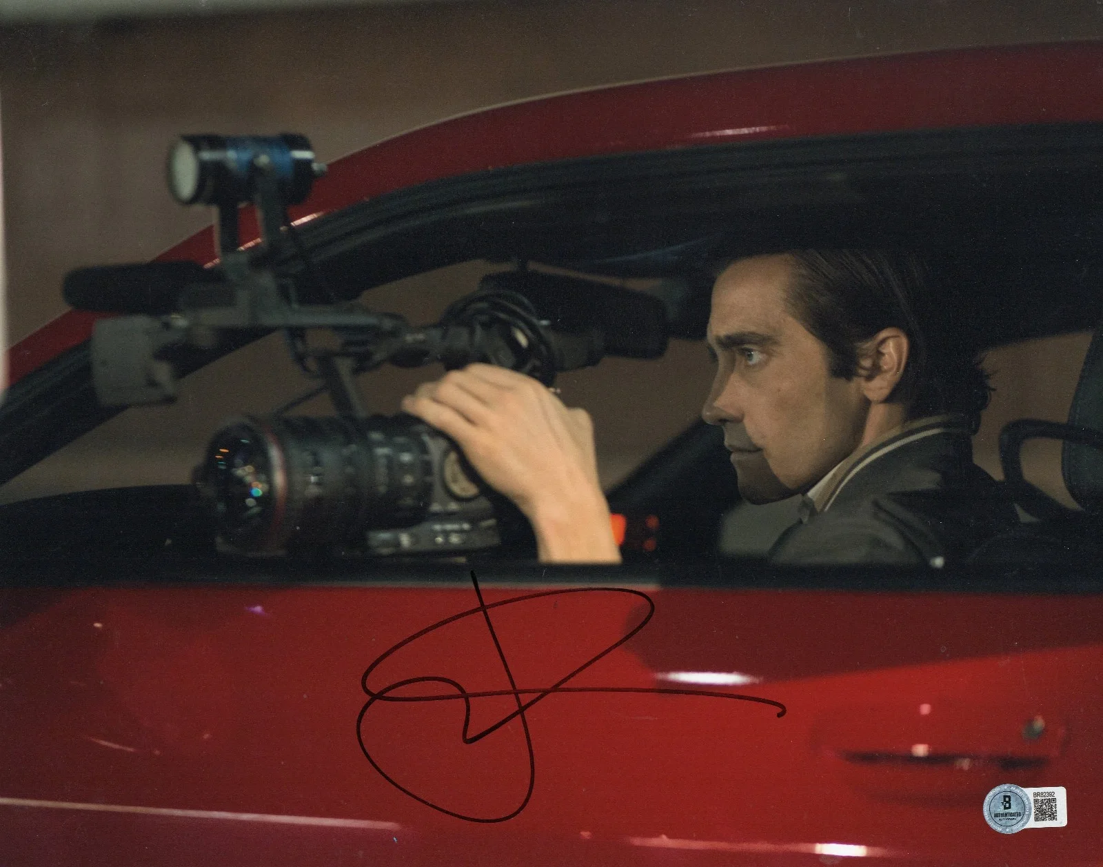 Jake Gyllenhaal — Jake Gyllenhaal Signed Autograph Nightcrawler 11x14 Photo Beckett BAS