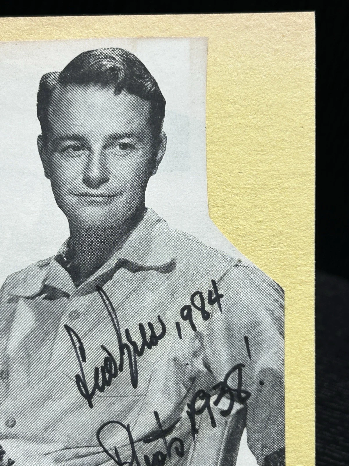 Lew Ayres — 2 LEW AYRES HAND SIGNED MAGAZINE CLIPPINGS Original Actor Autographs Dated 1984!, изображение 4
