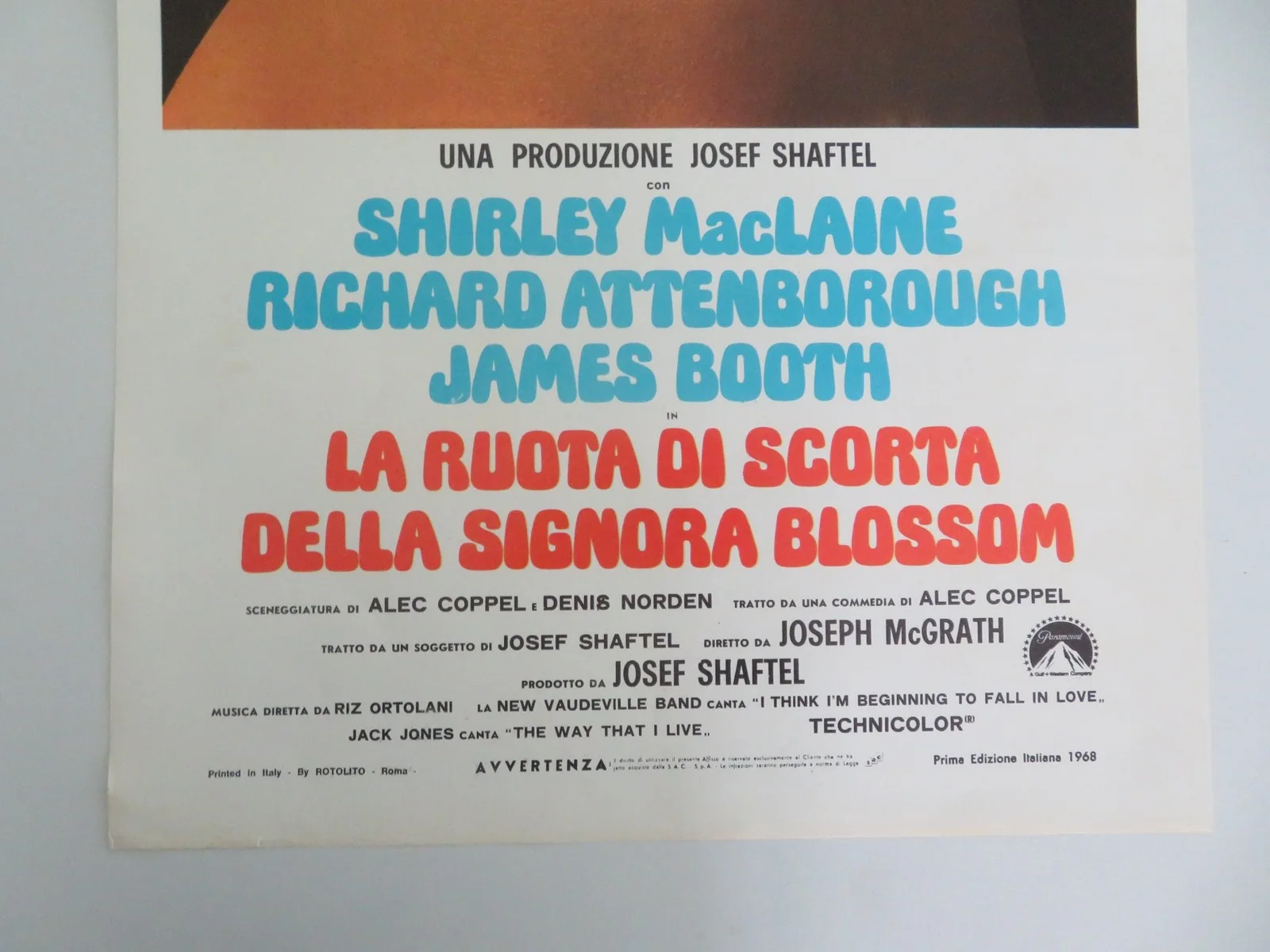 The Bliss of Mrs. Blossom Italian Locandina Poster MacLaine Attenborough 1968, изображение 4