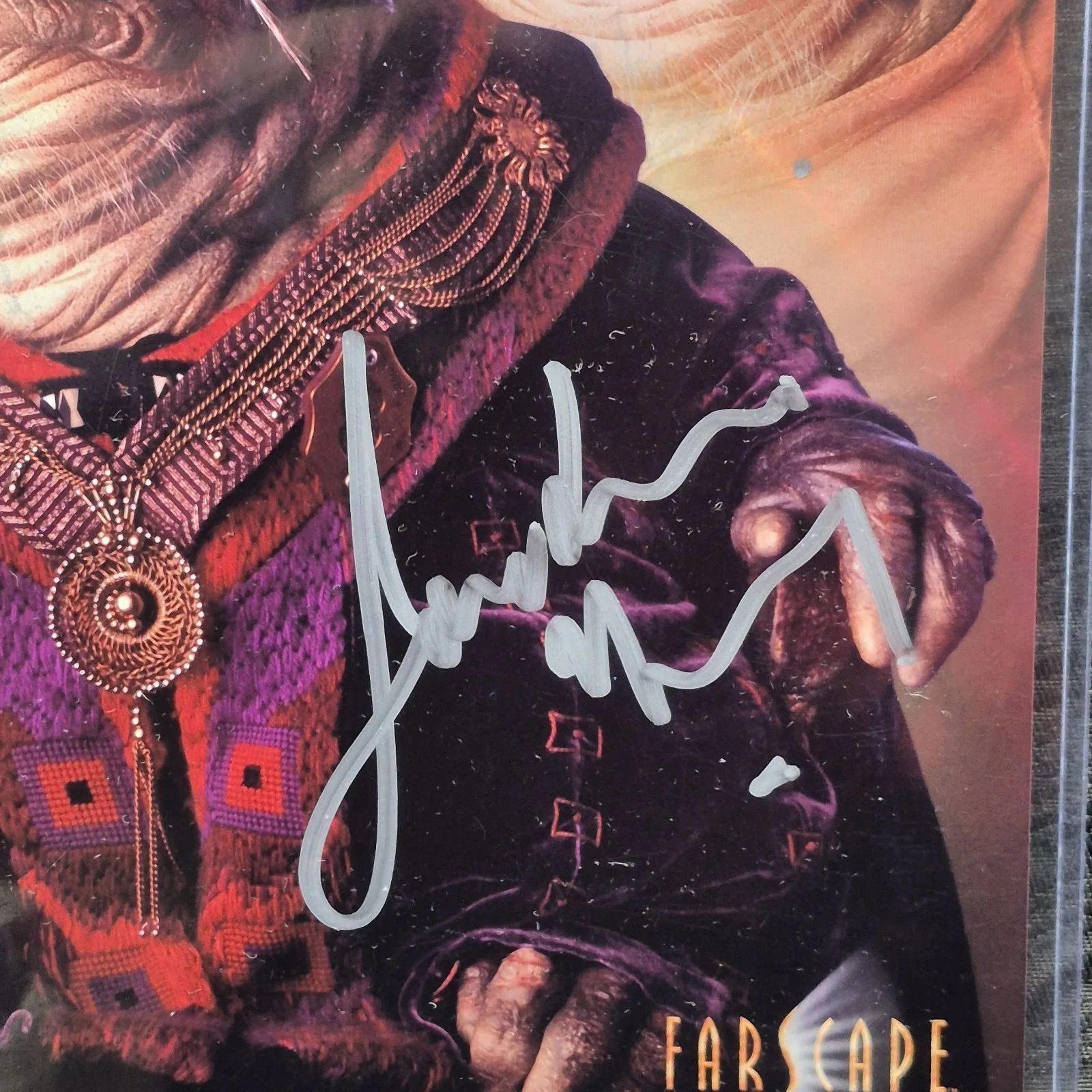Jonathan HARDY — Jonathan HARDY Dominar Rygel XVI Autographed 8x10 Photo Collectible Farscape, изображение 2