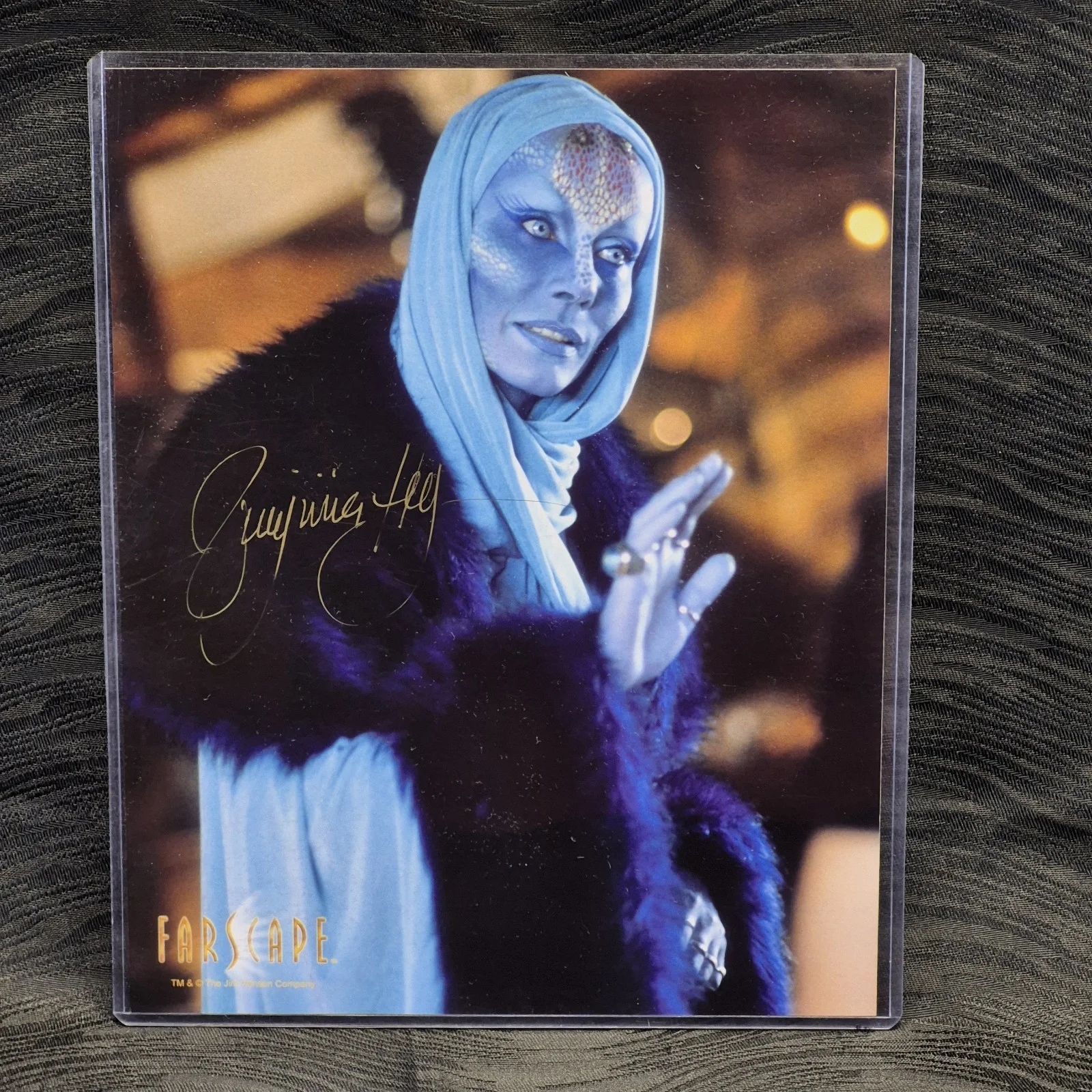 Virginia Hey — Autographed FARSCAPE Collectible Virginia Hey ZHAAN 8 x 10 Photo Y2K SCI-FI, изображение 2