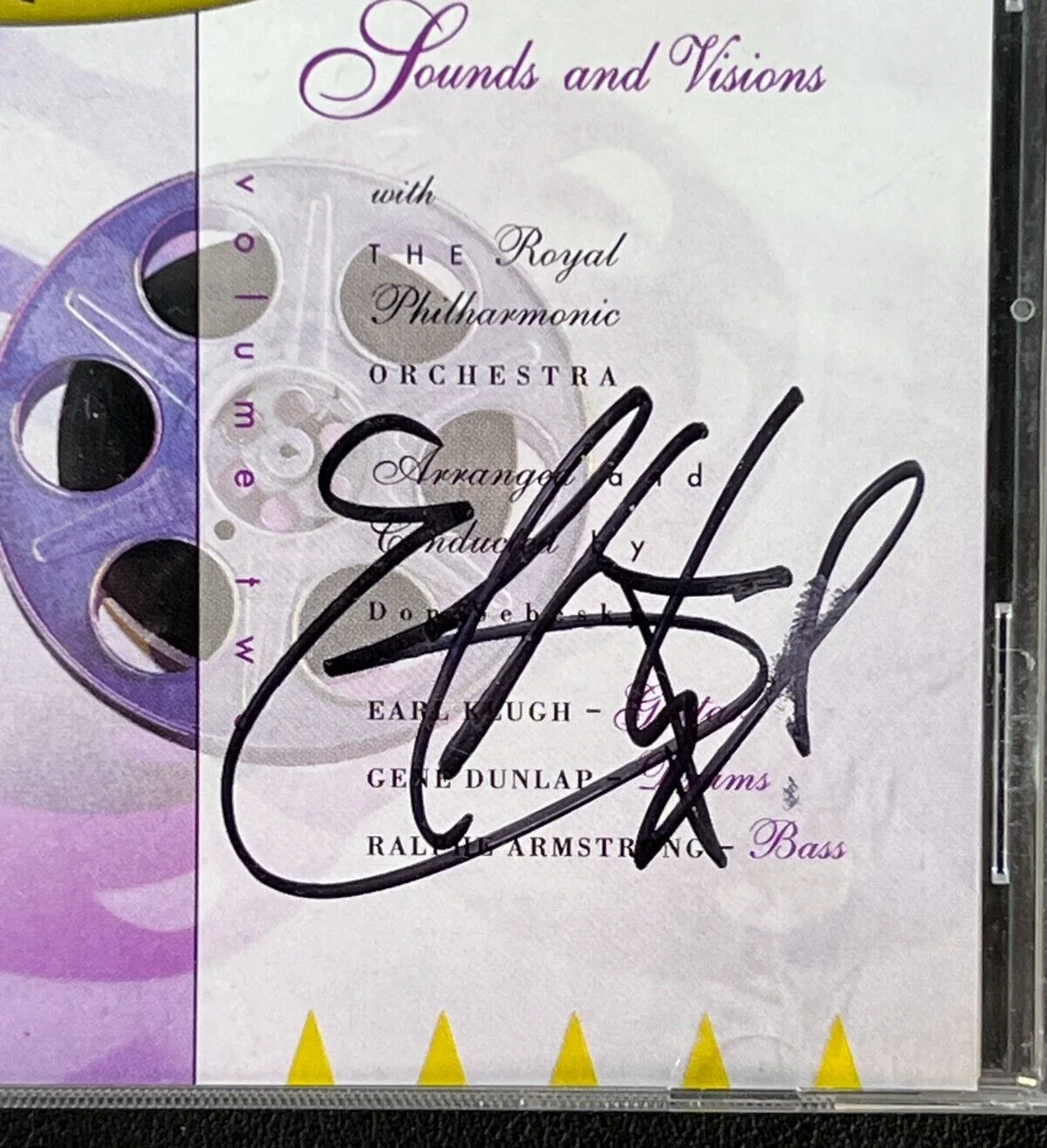 Earl Klugh — Earl Klugh Trio Signed '93 CD Album AUTO Jazz Band "Sounds & Visions" Vol 2 VTG!, изображение 2