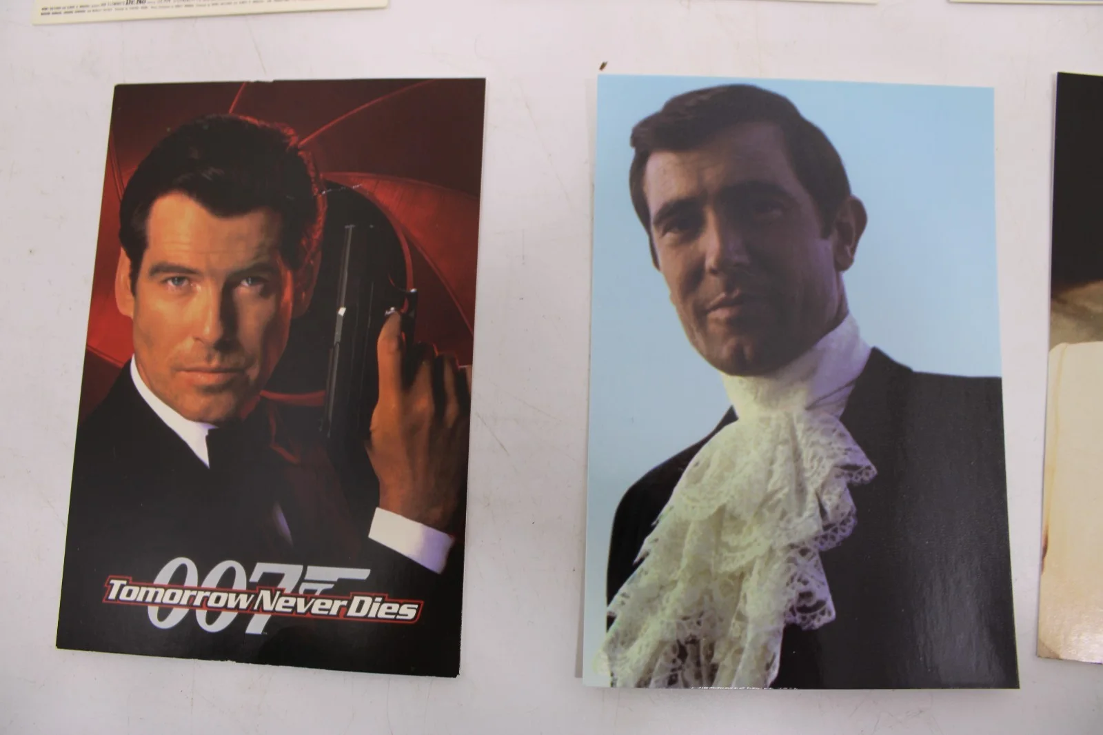 Set of 25 James Bond 007 Movie Posters on Postcards, Classico San Francisco, изображение 4
