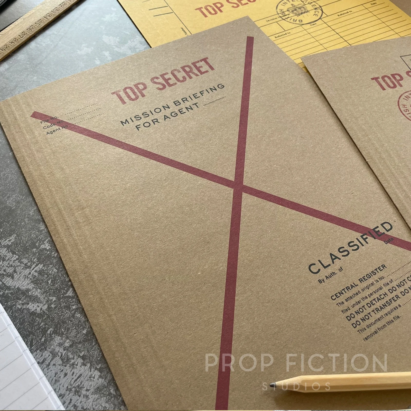 Movie Prop Vintage Top Secret Agent Mission Files / 4 x Cosplay Spy Folder Set, изображение 3