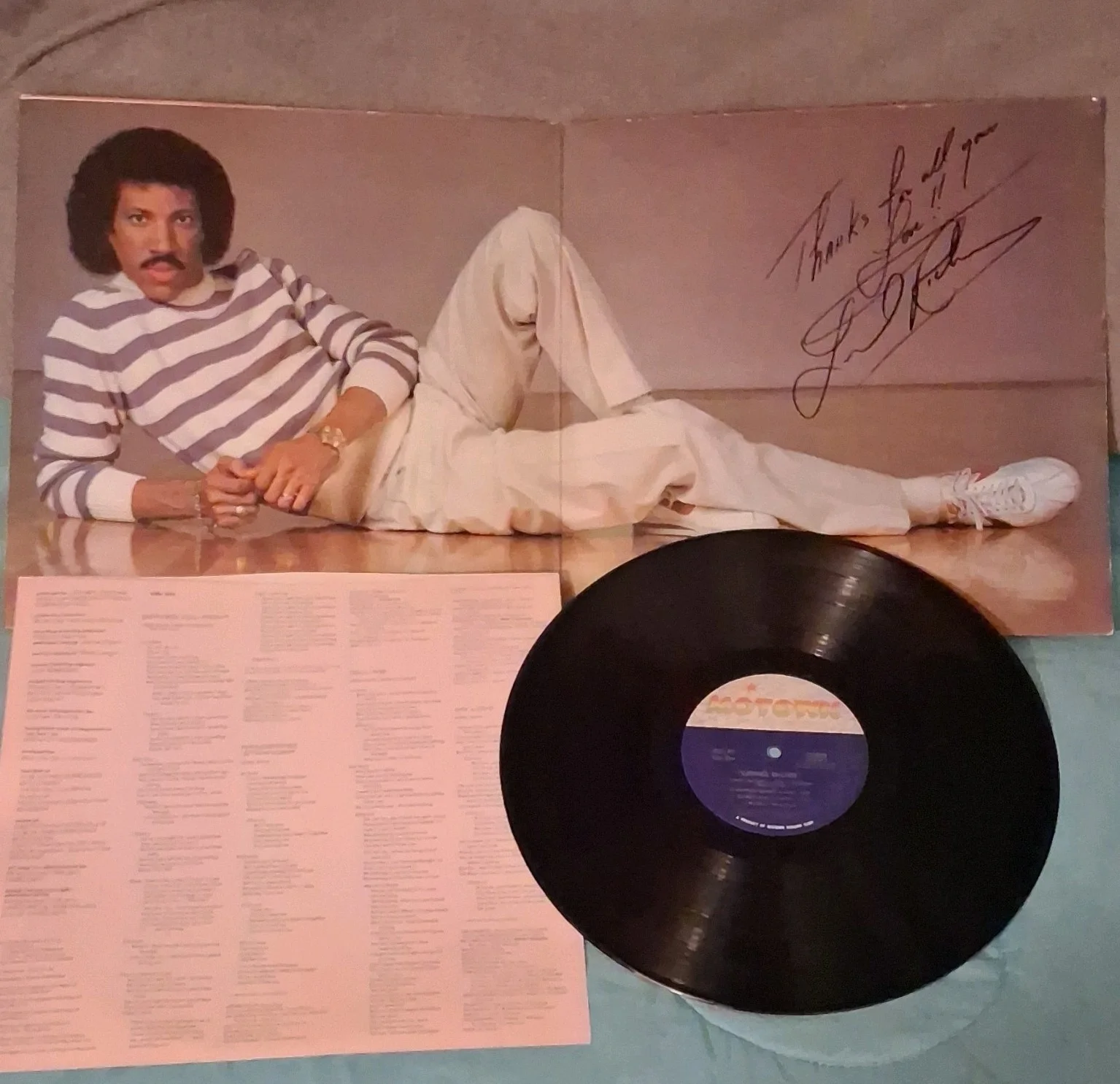 Lionel Richie Motown Vinyl Record - Autographed Gatefold Album, image 3
