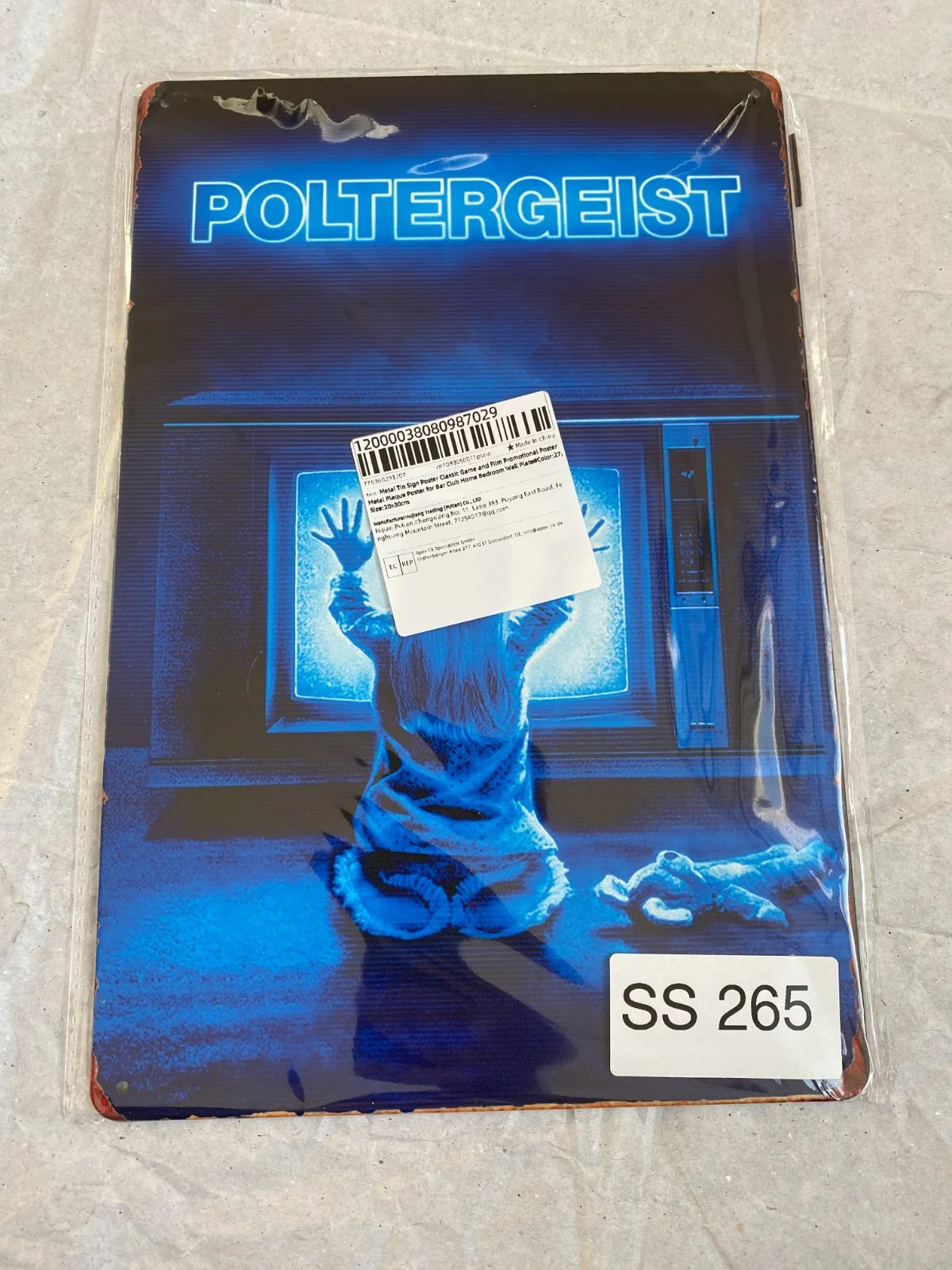 POLTERGEIST MOVIE POSTER (TIN WALL ART) BASED ON THE 1982 MOVIE BY TOBE HOOPER, изображение 5