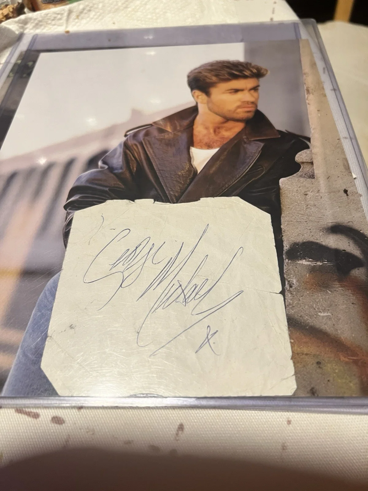George Michael signed Cut Paper, authentic Please Compare To PSA/DNA, JSA, BAS, image 2