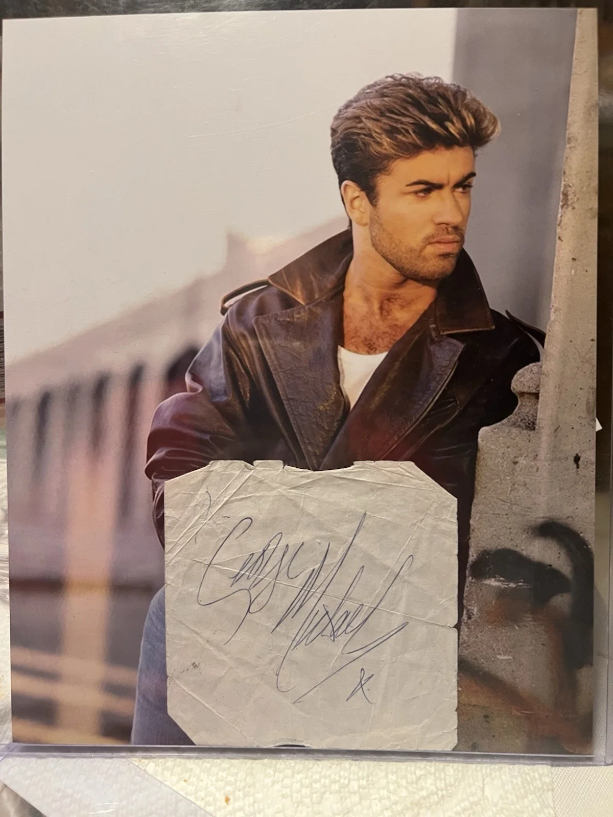 George Michael signed Cut Paper, authentic Please Compare To PSA/DNA, JSA, BAS, image 4