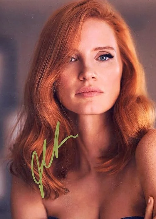 Jessica Chastain — * JESSICA CHASTAIN * gorgeous closeup gold signed 11x14 photo