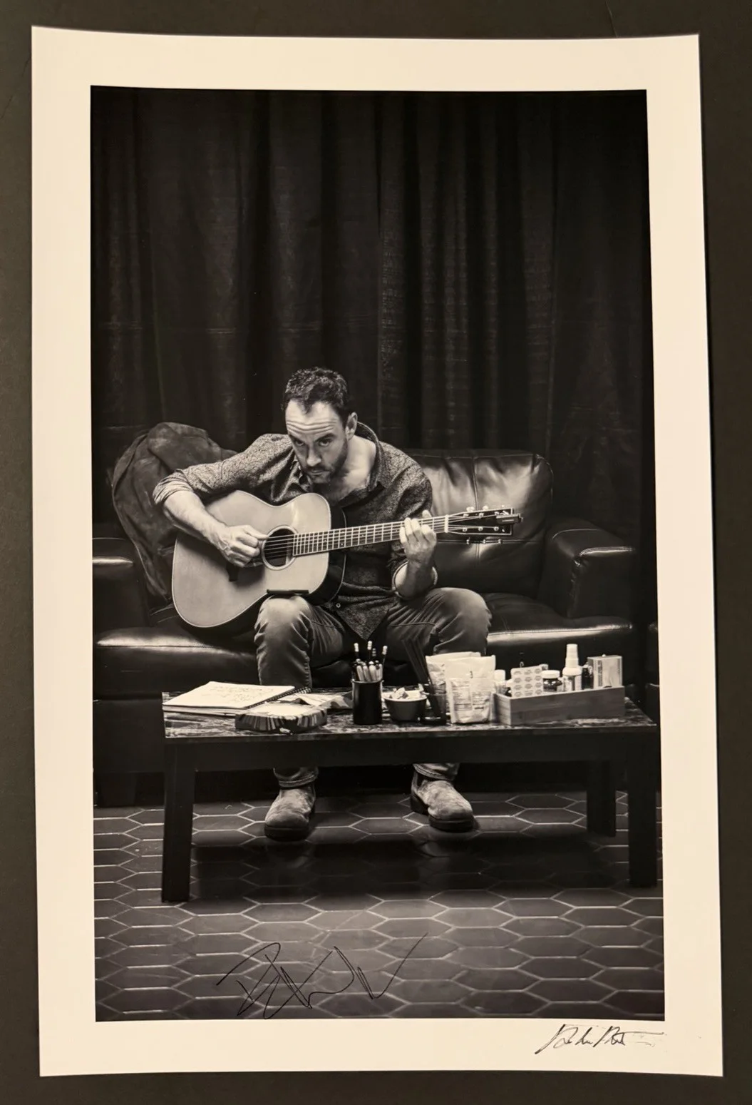 Dave Matthews Signed 11x17 Photo Rodrigo Simas Band Photographer B&W Backstage, изображение 2