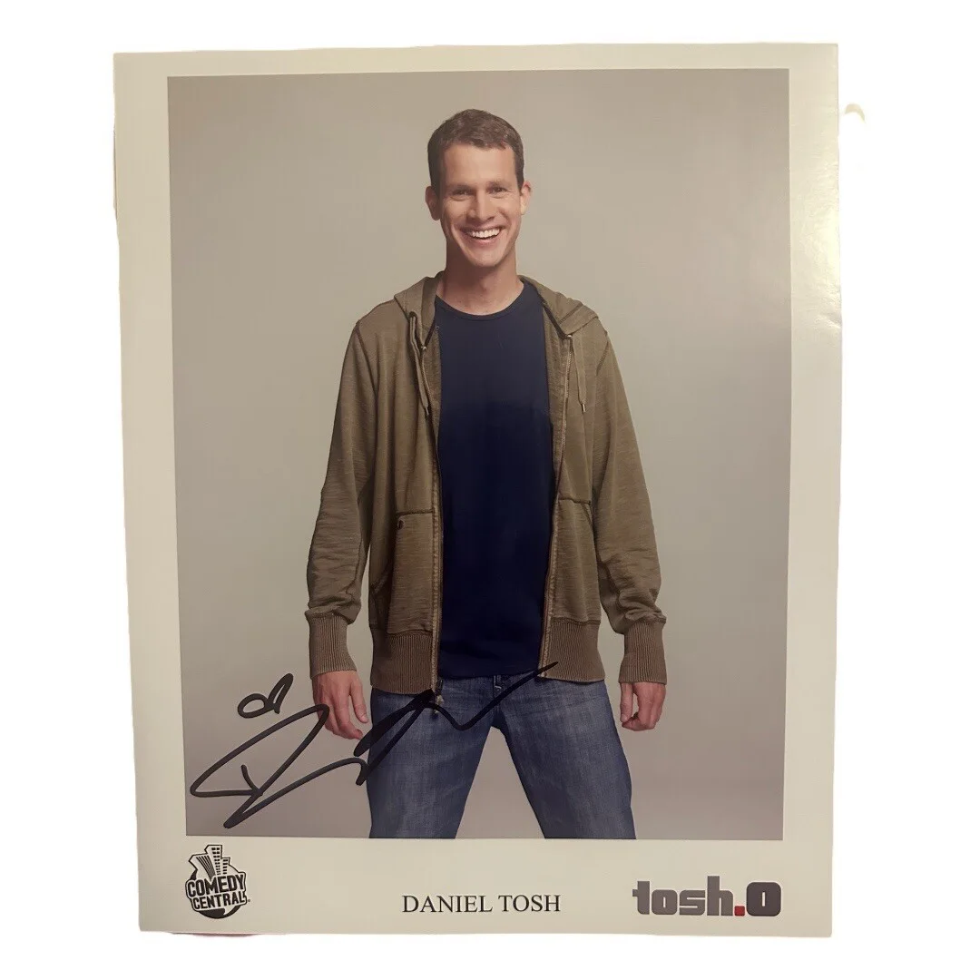 Daniel Tosh — Daniel Tosh Autograph & Signed 8 x 10 Inch Photograph TOSH.0