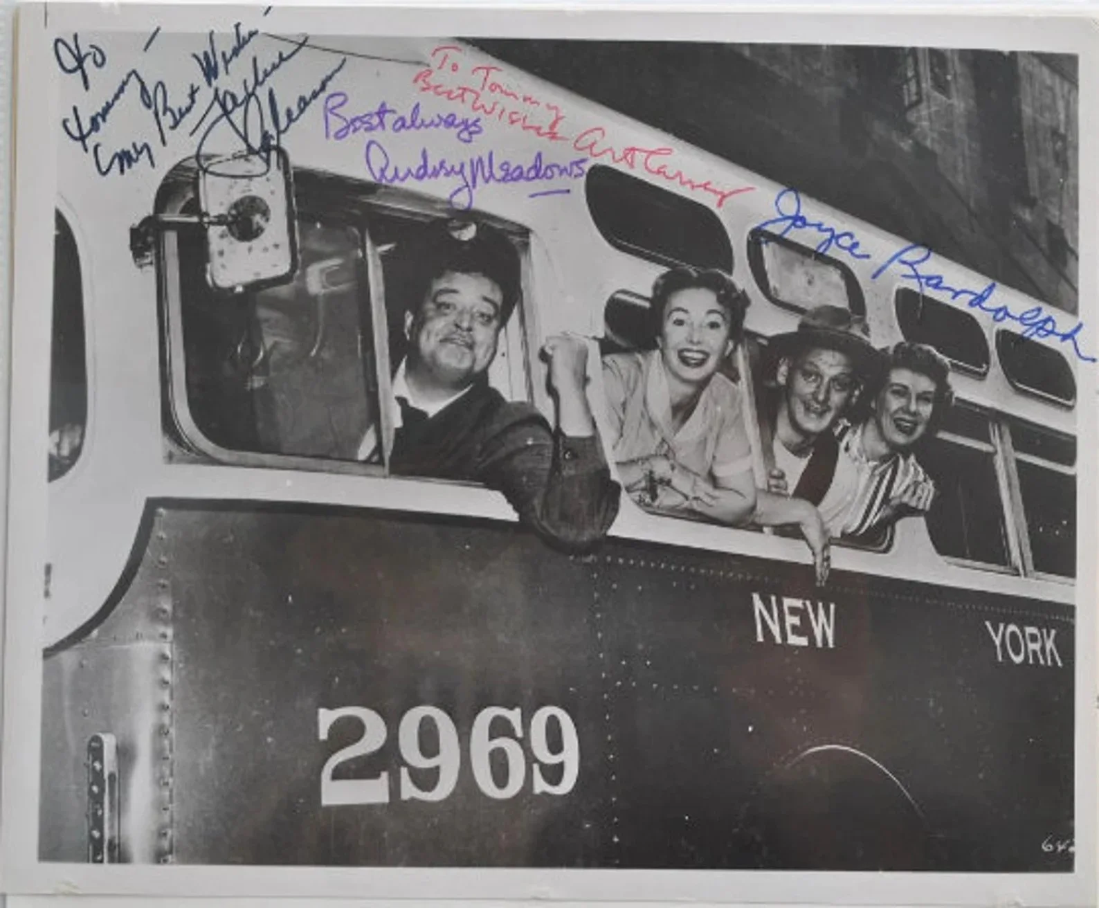 THE HONEYMOONERS CAST — THE HONEYMOONERS TV SHOW CAST JACKIE GLEASON 8X11 SIGNED PHOTO AUTOGRAPH REPRINT