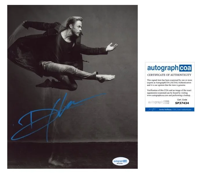 Derek Hough — Derek Hough "Dancing with the Stars" AUTOGRAPH Signed 8x10 Photo G ACOA