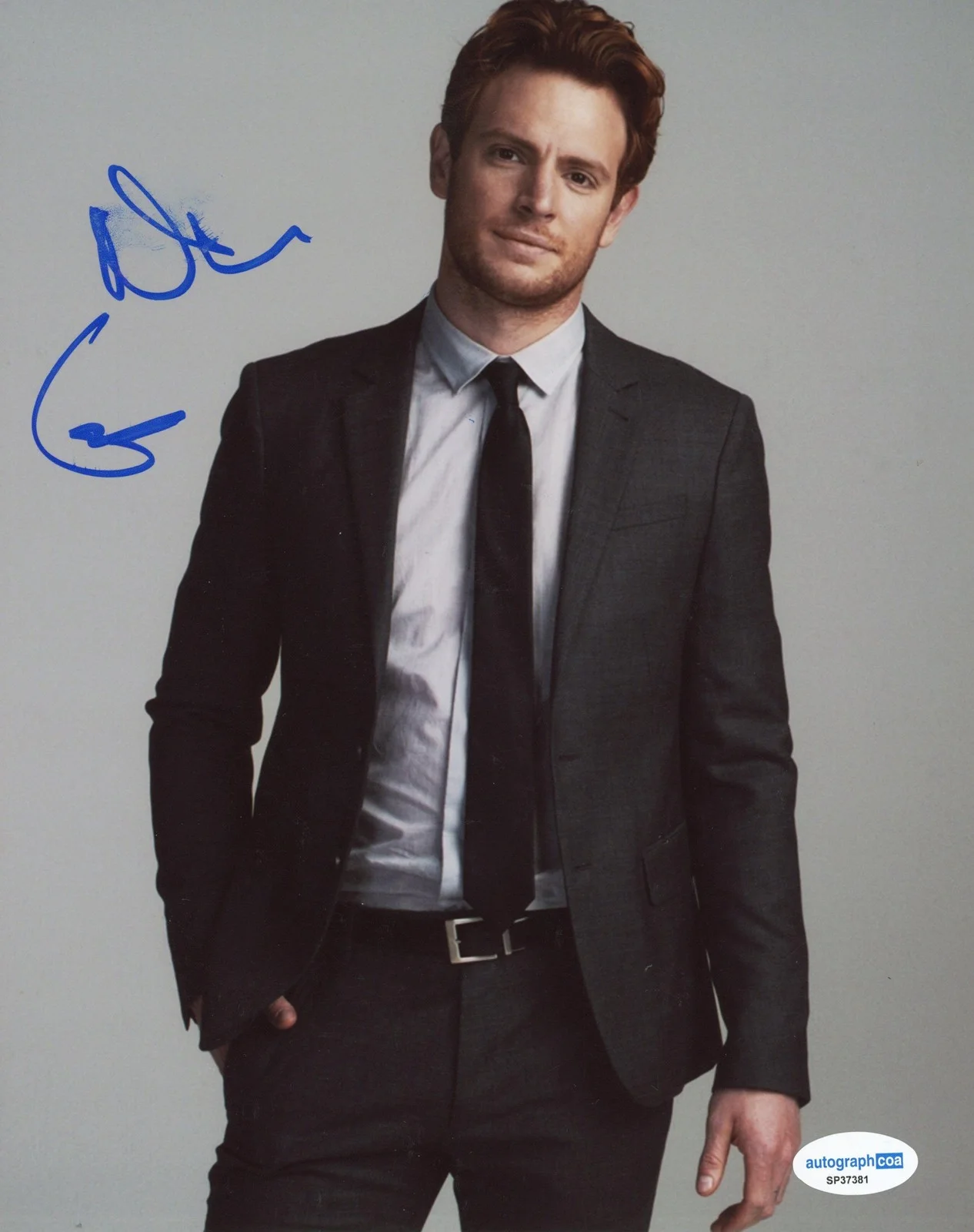 Nick Gehlfuss — Nick Gehlfuss "Chicago Med" AUTOGRAPH Signed 'Will Halstead' 8x10 Photo ACOA, изображение 2