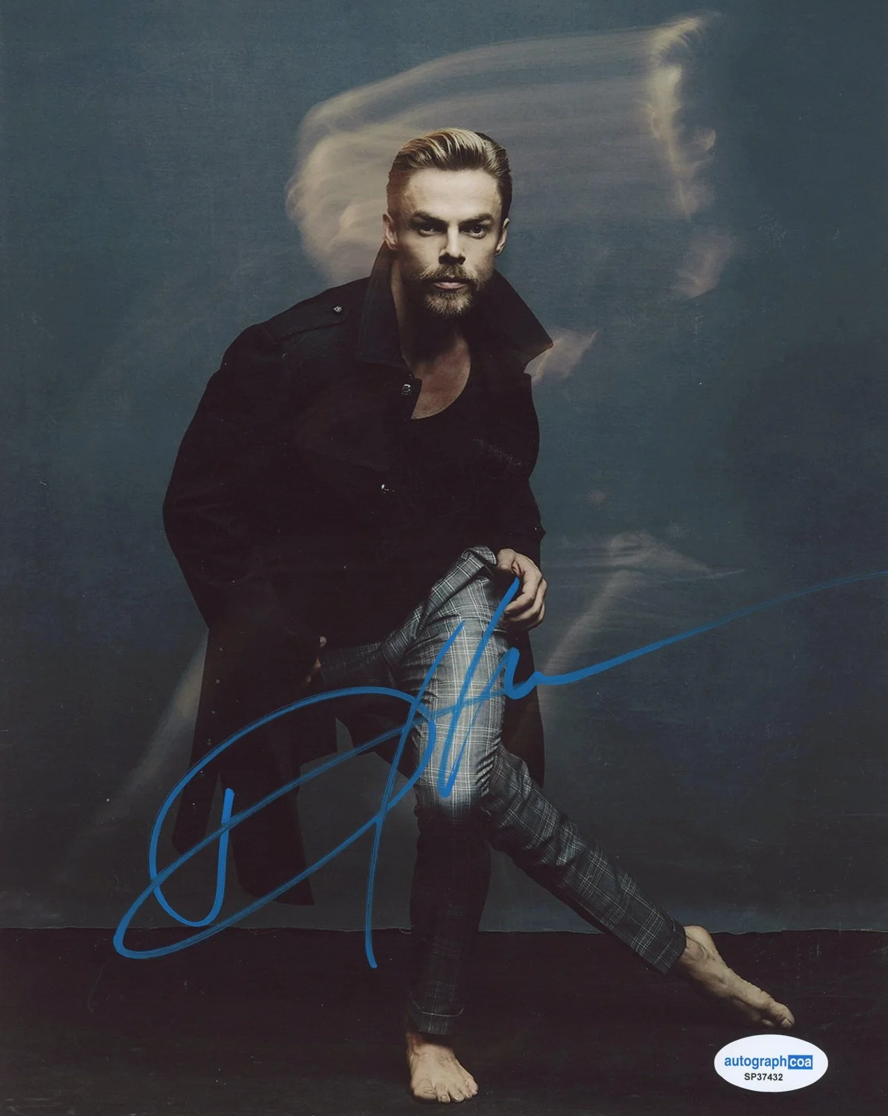 Derek Hough — Derek Hough "Dancing with the Stars" AUTOGRAPH Signed 8x10 Photo E ACOA, image 2